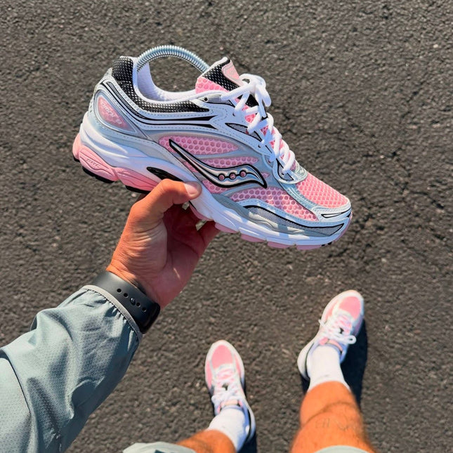 Saucony ProGrid Omni 9 Pink Black
