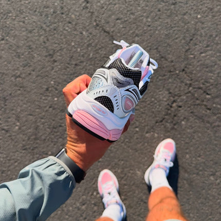 Saucony ProGrid Omni 9 Pink Black