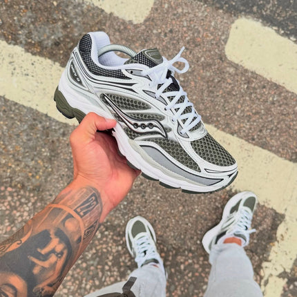 Saucony ProGrid Omni 9 White Olive